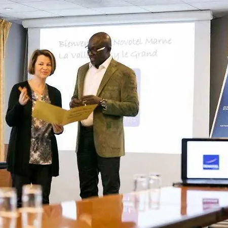 Hotell Novotel Marne-la-vallee